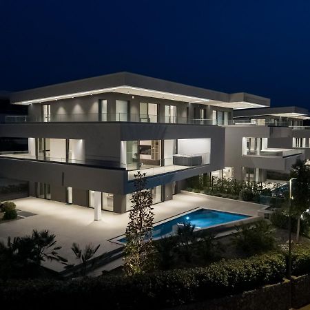 Hadrie Luxury Resort And Villas Azimut Малинска Екстериор снимка