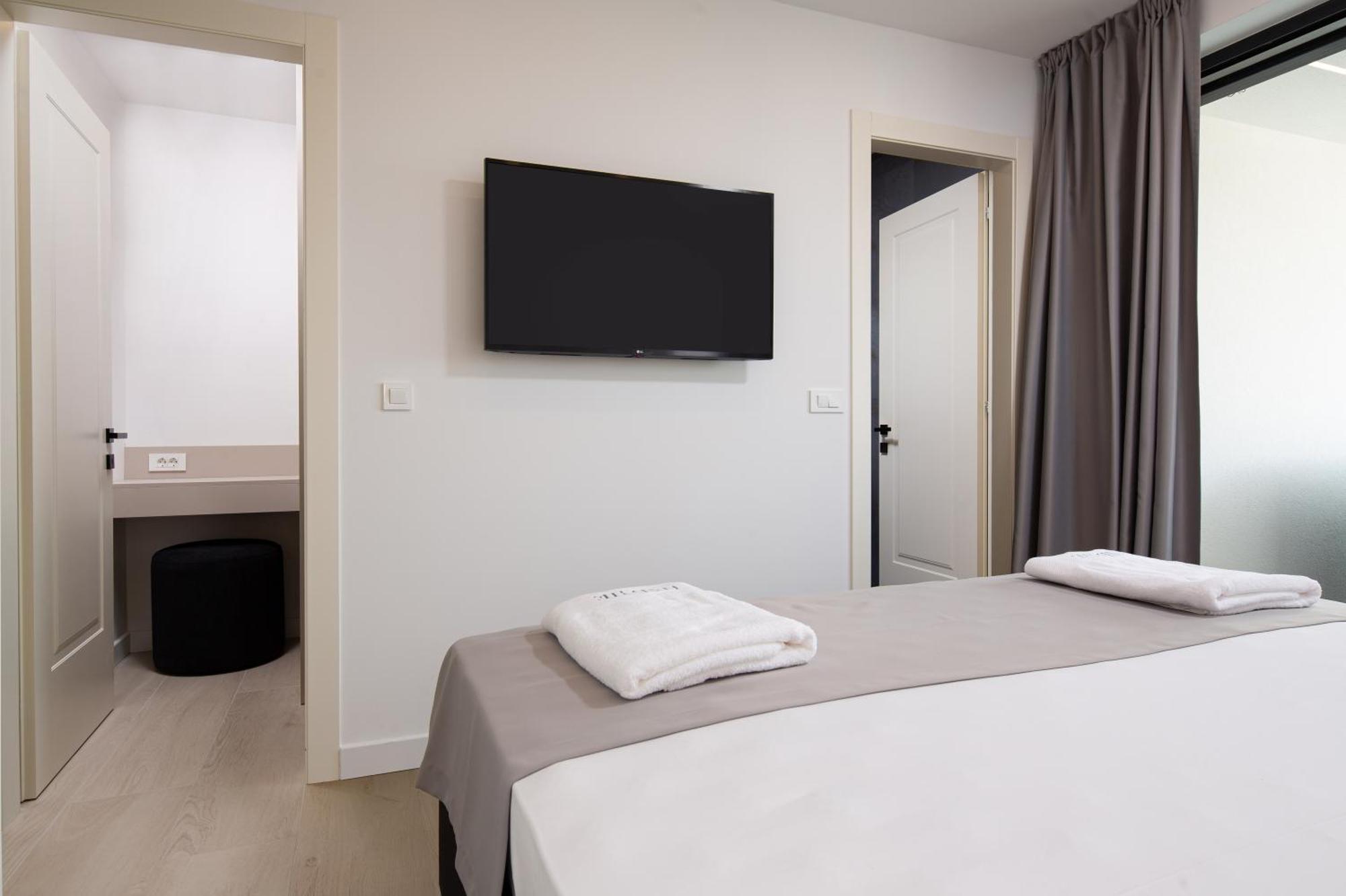 Hadrie Luxury Resort And Villas Azimut Малинска Екстериор снимка