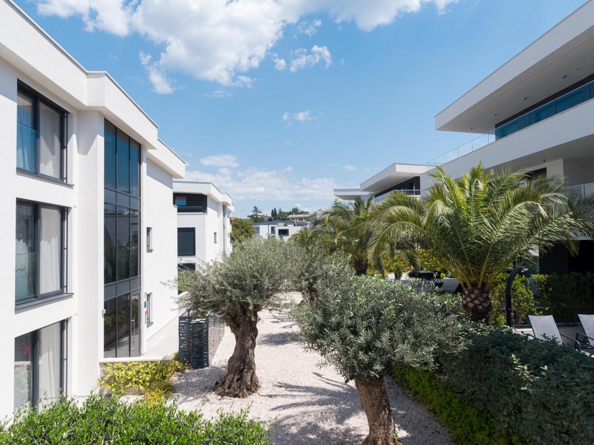 Hadrie Luxury Resort And Villas Azimut Малинска Екстериор снимка